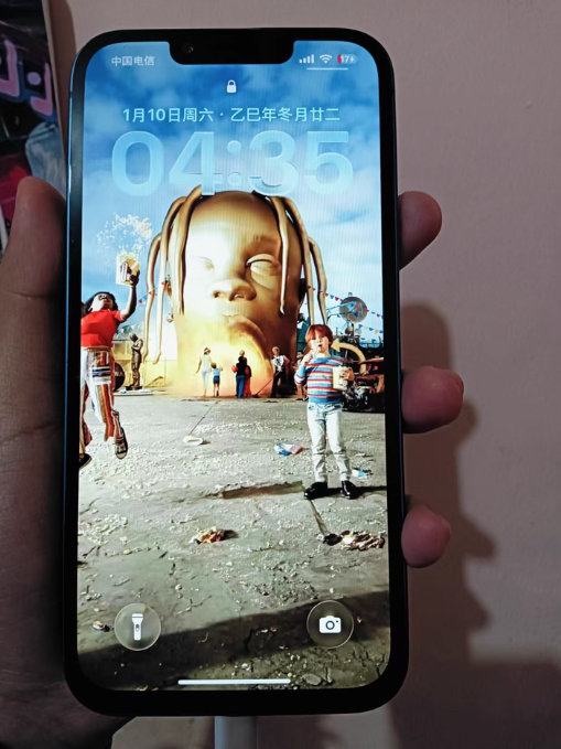 学生自用 iPhone 13 一台，毕业换机出，5G 正常使用